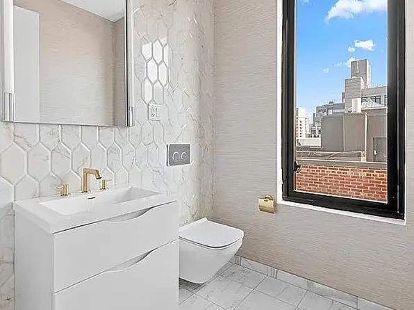 92 Morningside Avenue image 13 of 22