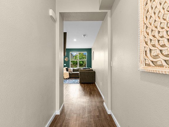 3rd image of 52 Haworth Way