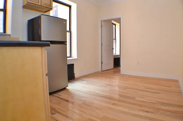 Rented by Living New York | media 10