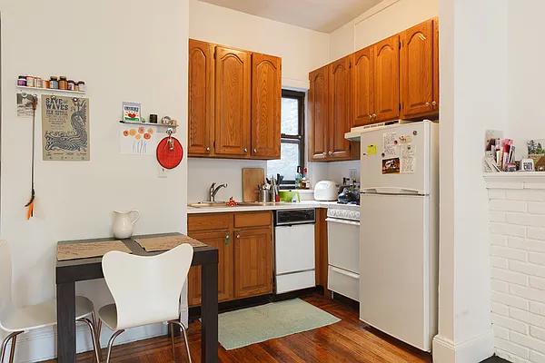 Rented by Berman Realty | media 9