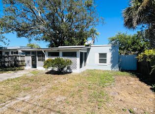 920 E Seneca Ave, Tampa, FL 33612