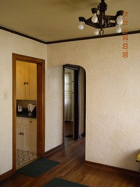 4th image of 428 Sandhurst Dr