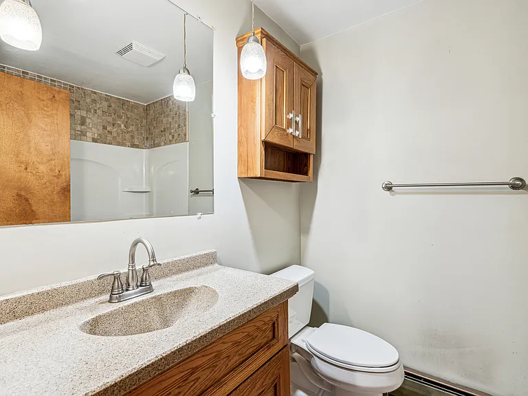 4516 Highway 7 — Photo 11
