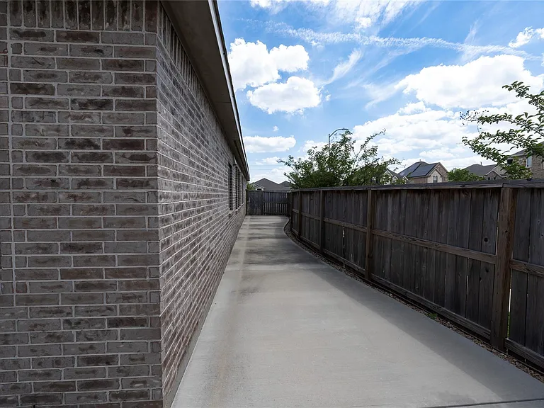 24238 Golden Fallow Dr — Photo 23