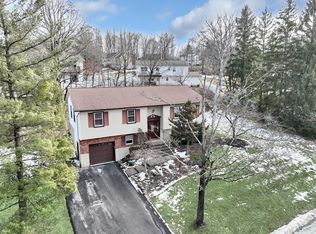 31 Riverglen Dr, Thiells, NY 10984