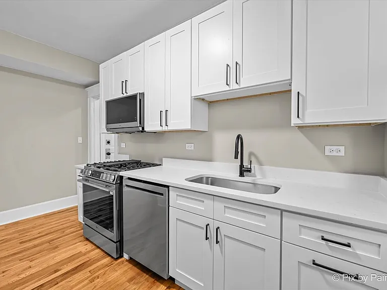 3100 N Western Ave #3F — Photo 5
