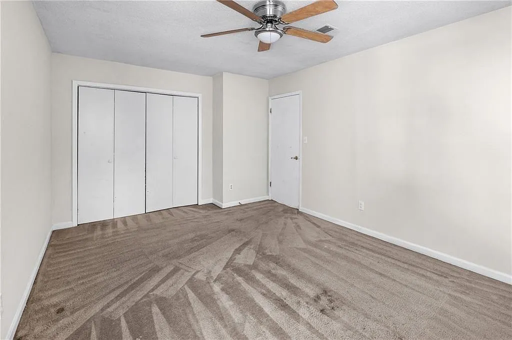 3 bed, 2.5 bath, 2148 sqft, $2,000 — Photo 4