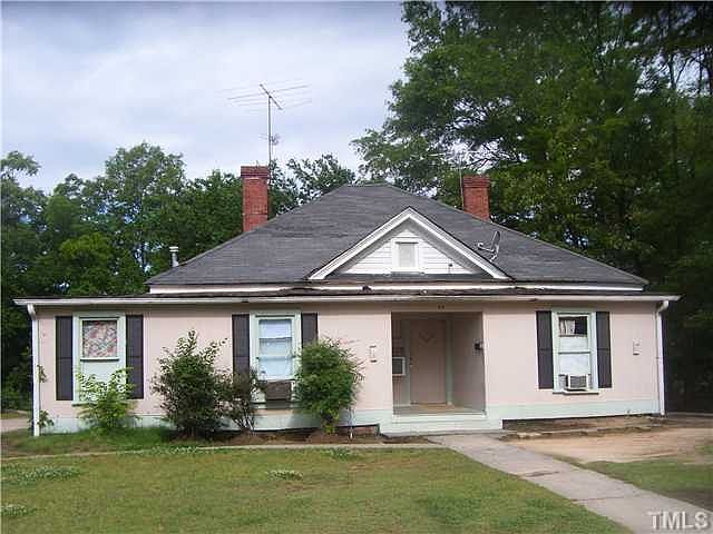 2nd image of 1003 Alma St