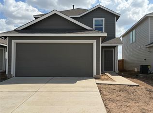 305 Rockies Rd, Hutto, TX 78634