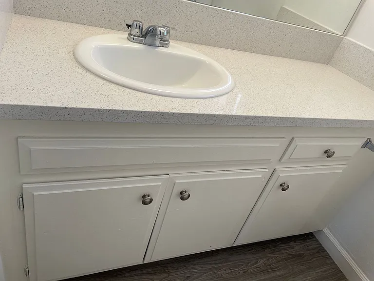 Casa Verde Apartments — Photo 13