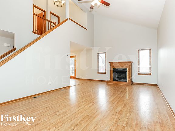 4th image of 1119 Karen Dr
