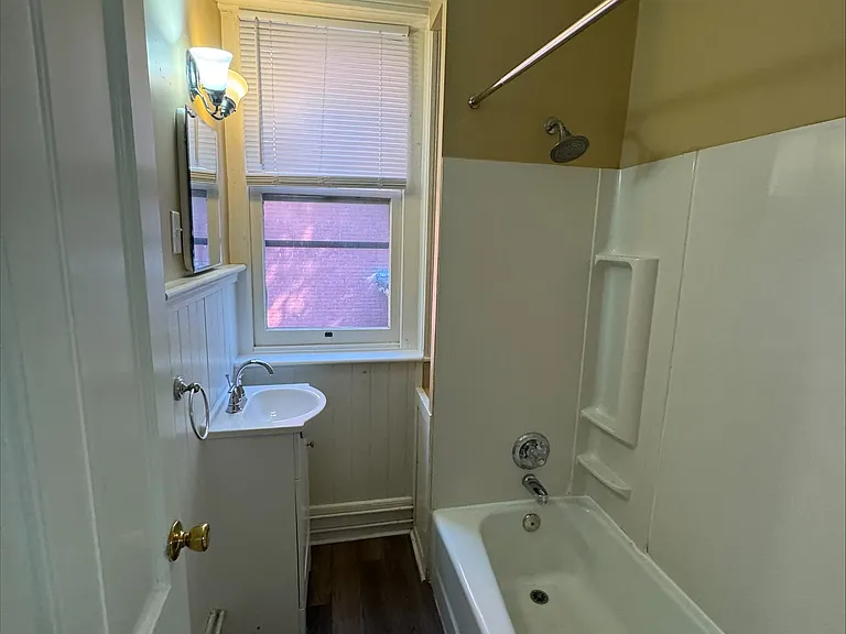 1153 S 1st St #3 — Photo 5