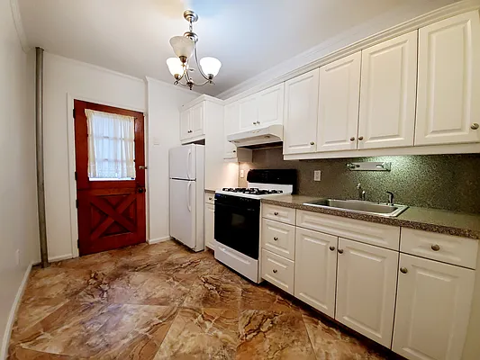 Rented by Brooklyn Property Group LLC | media 46