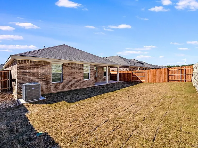 2632 Indian Clover Trl — Photo 39