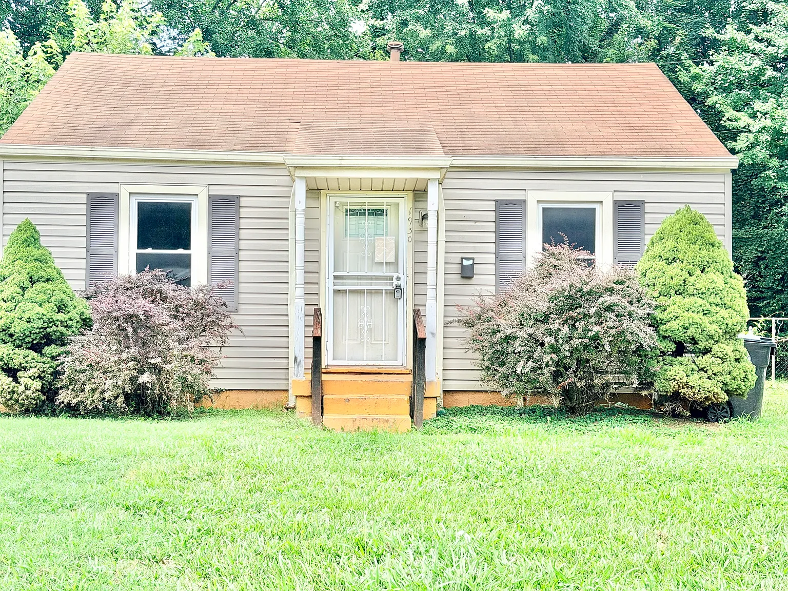 1930 Beech Street - 1 — Photo 1