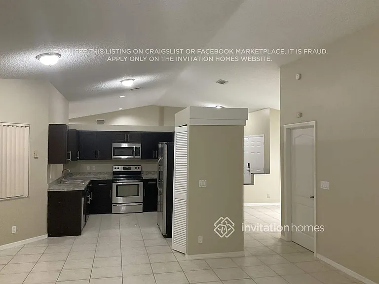 510 NW 197th Ave — Photo 9