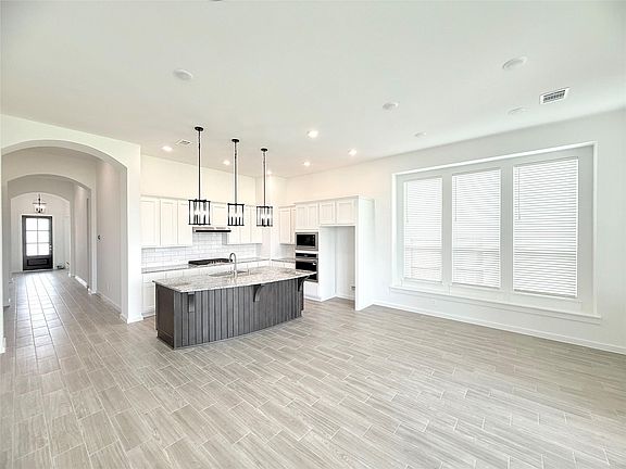5th image of 31207 Firefly Meadow Cir