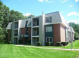 5 Knights Bridge Dr APT K104, Nashua, NH 03063