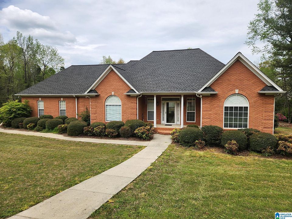 1st image of 101 Edgewood Cir