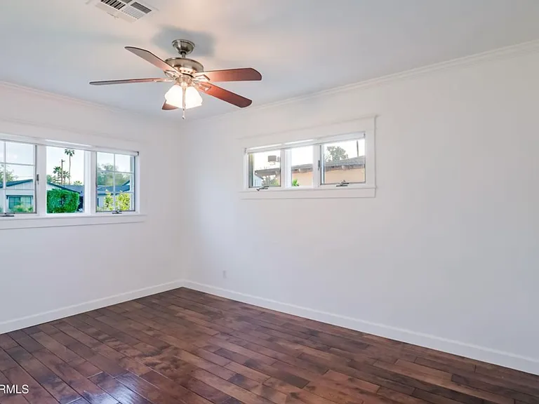 5328 E Pinchot Ave — Photo 16