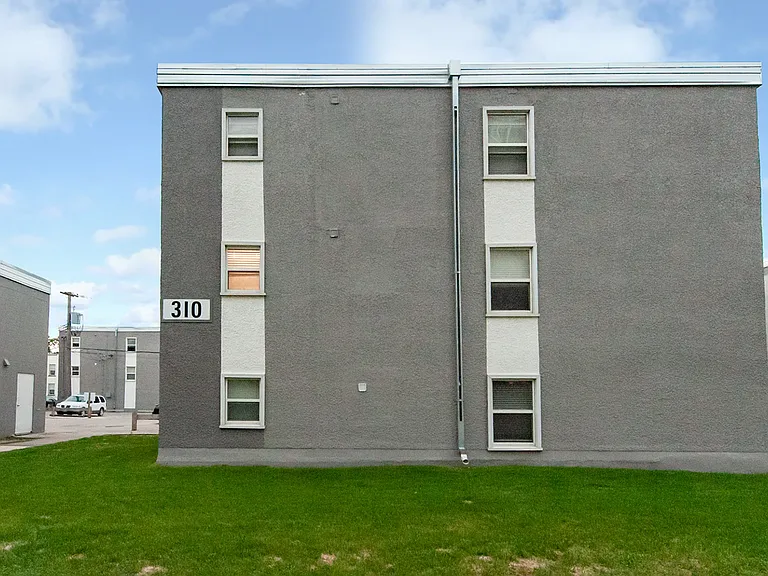 310 Goulet St #11 — Photo 27