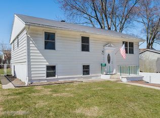 1654 Amy Ave, Glendale Heights, IL