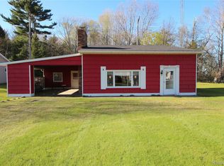 6405 Brookside Dr, Deckerville, MI 48427