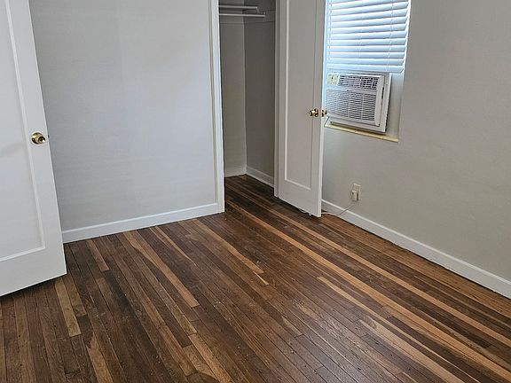 5th image of 852 22nd Ave N #852