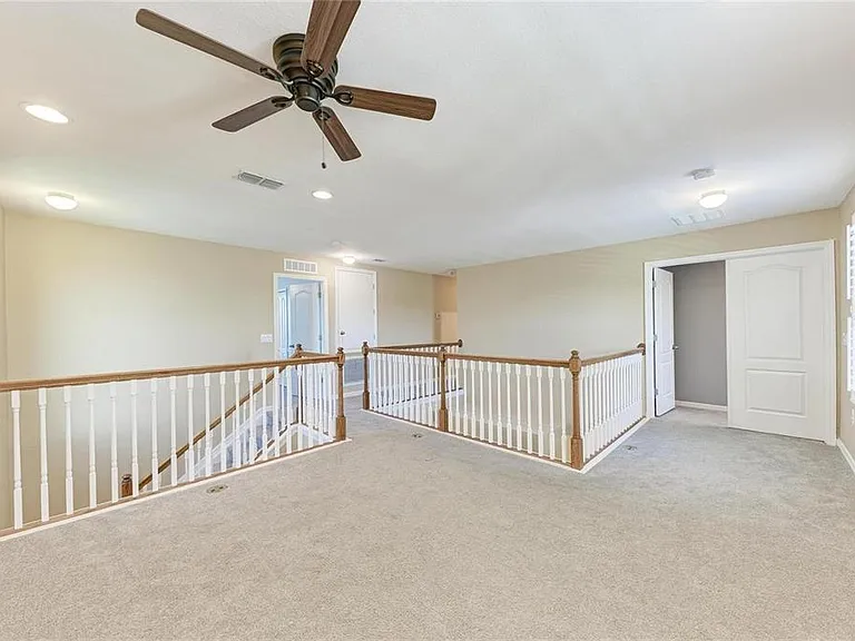 2084 La Palma Ave — Photo 17