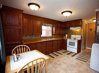 222 Union St, Bellevue, OH 44811