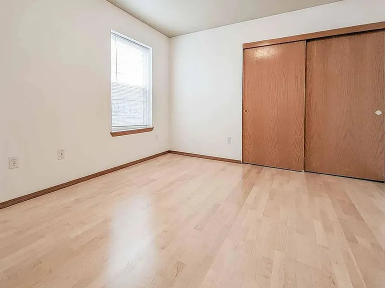 2522 NW Vaughn St — Photo 7