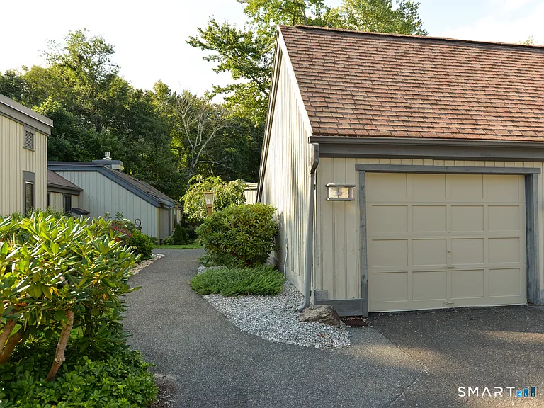986 Heritage Vlg #A — Photo 17