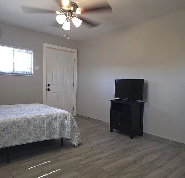 104 E Roosevelt Ave #4 — Photo 7