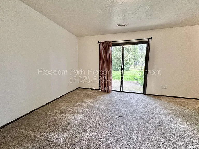 2707 W Fairway Dr — Photo 11
