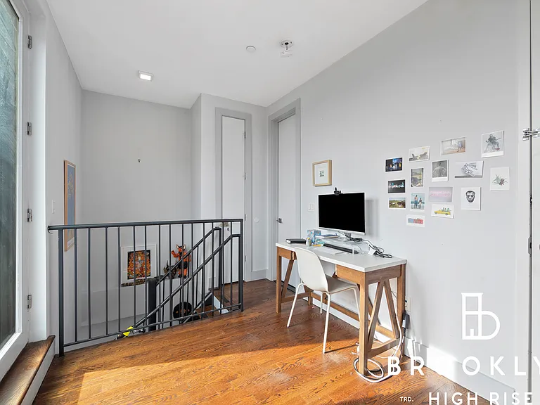 311 Woodbine St #4F — Photo 6