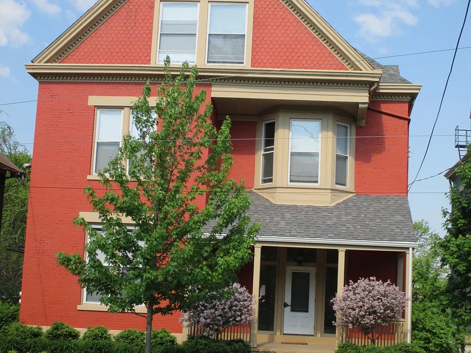 2667 Highland Ave #1
