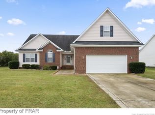 115 Thorncliff Dr, Raeford, NC 28376
