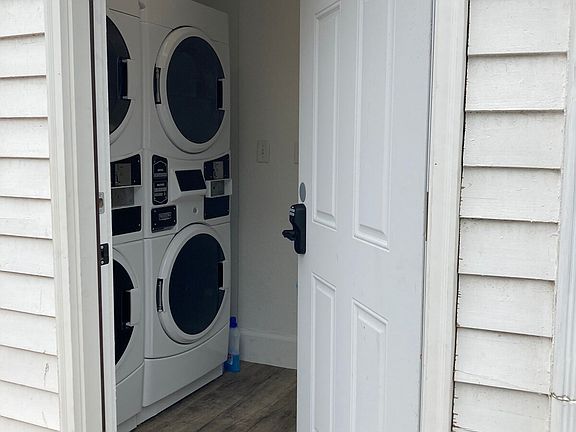 Laundry Room Cabinet