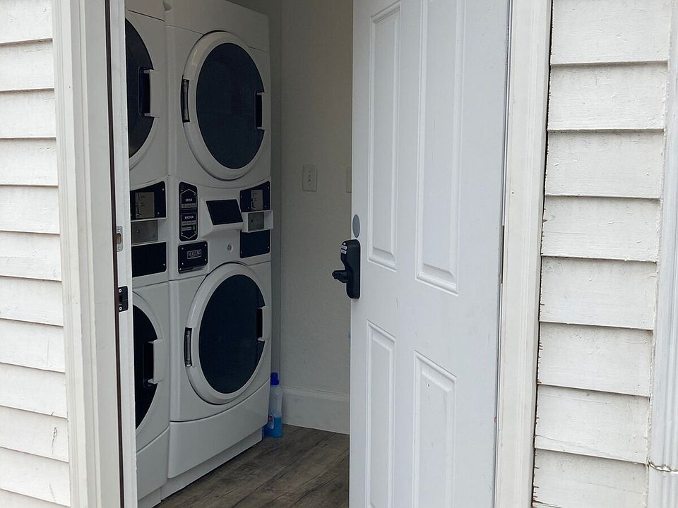 Laundry Room Cabinet