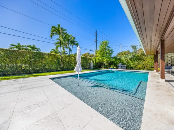 1200 Ibis Ave, Miami Springs, FL 33166