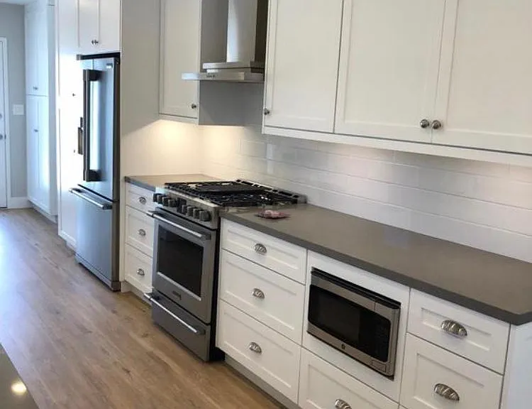 413 W Acacia Ave — Photo 6