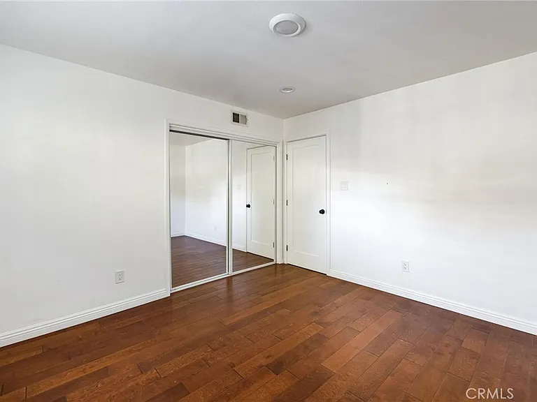 7044 White Oak Ave — Photo 24