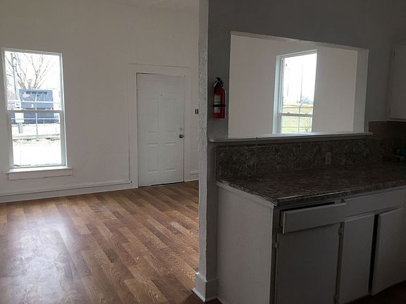 5th image of 7203 Edmont Ln #E99989317