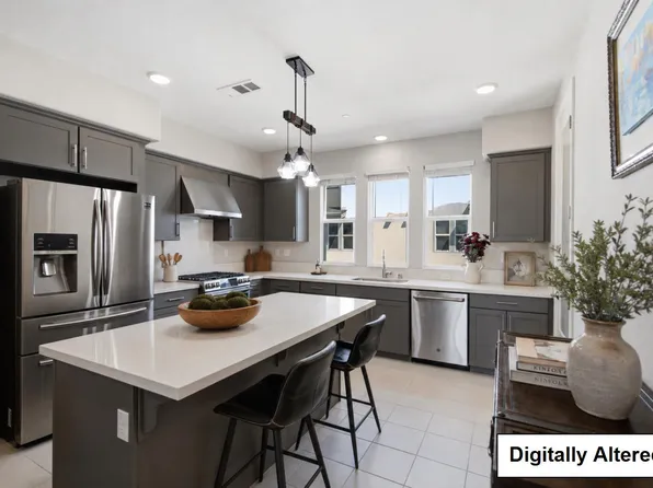 875 Cotati Trl #3, Sunnyvale, CA 94085