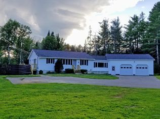 837 Norridgewock Rd, Fairfield, ME 04937