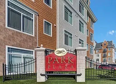 Park Plaza II — Photo 17