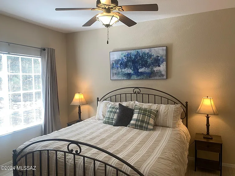 1500 E Pusch Wilderness Dr #13105 — Photo 12