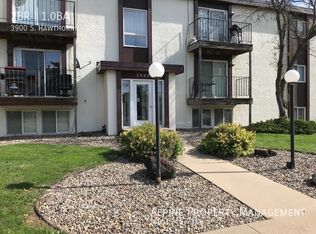 3900 S Hawthorne Ave APT 203, Sioux Falls, SD 57105
