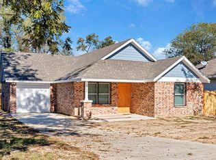 1254 E Morphy St, Fort Worth, TX 76104
