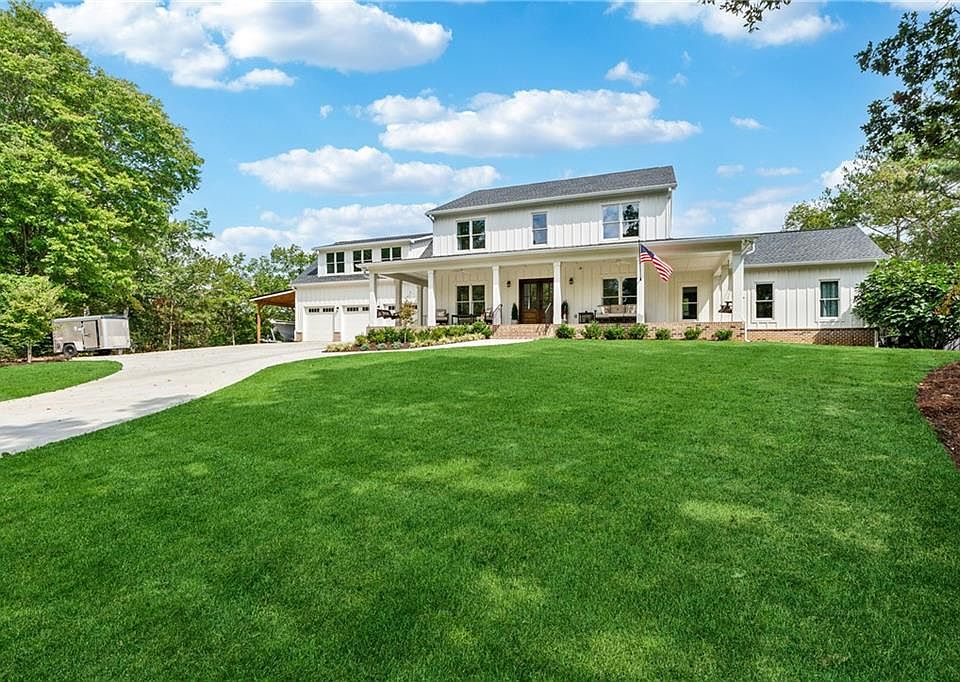 1st image of 38 Mountain Ridge Rd NE